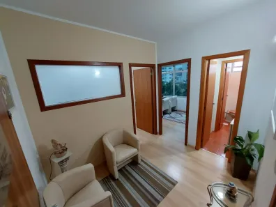 Sala Comercial com 3 Quartos à venda, 38m² no Menino Deus, Porto Alegre