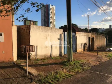 Lote/Terreno à venda, 1068m² no Tabajaras, Uberlândia