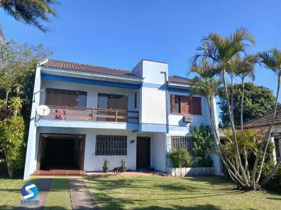 Casa com 3 Quartos à venda, 238m² no Niterói, Canoas