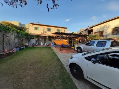 Casa com 3 Quartos à venda, 180m² no Parque Xangri-Lá, Contagem