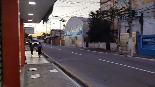 Ponto Comercial para alugar, 200m² no Centro, Macaé