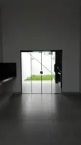 Casa com 3 Quartos à venda, 103m² no Jardim Holanda, Uberlândia