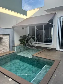 Casa de Condomínio com 3 Quartos à venda, 200m² no Novo Mundo, Uberlândia