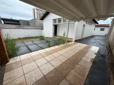 Imóvel Comercial com 3 Quartos para alugar, 120m² no Parque Francal, Franca