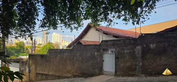 Casa com 4 Quartos à venda, 205m² no Araés, Cuiabá