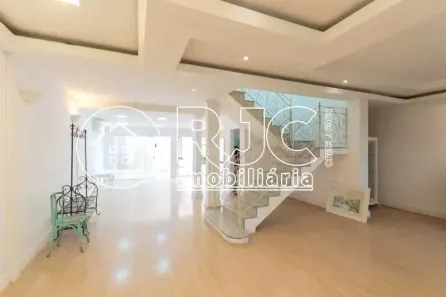 Casa com 4 Quartos à venda, 356m² no Tijuca, Rio de Janeiro