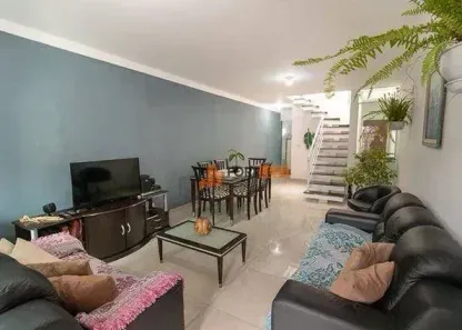 Sobrado com 3 Quartos à venda, 190m² no Vila Carrão, São Paulo