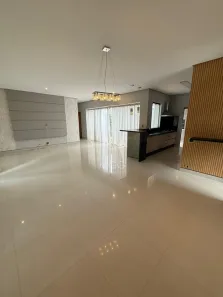Casa de Condomínio com 3 Quartos à venda, 300m² no Esperança, Londrina