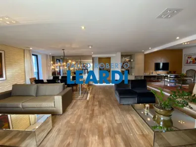 Apartamento com 3 Quartos à venda, 240m² no Jardim Paulista, São Paulo