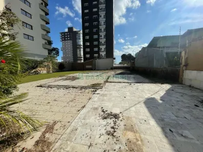 Lote/Terreno à venda, 680m² no Madureira, Caxias do Sul