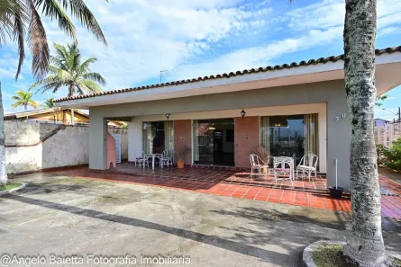 Casa com 3 Quartos à venda, 308m² no Bal Stella Maris, Peruíbe