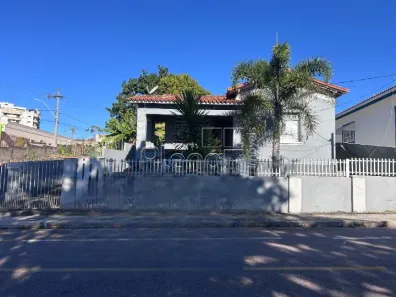 Casa com 2 Quartos à venda, 140m² no Centro, Vinhedo