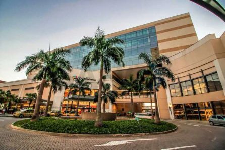 Sala Comercial para venda ou aluguel, 635m² no Del Castilho, Rio de Janeiro