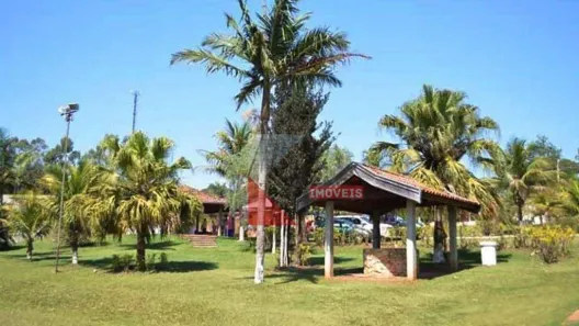 Fazenda/Sítio com 3 Quartos à venda, 200m² no Loteamento Hélico, Santa Bárbara D'Oeste