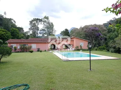 Casa com 4 Quartos à venda, 450m² no Posse, Teresópolis