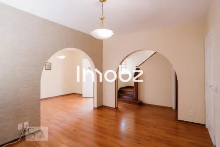 Casa com 6 Quartos à venda, 350m² no Vila Romana, São Paulo