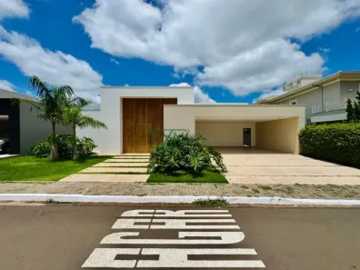 Casa de Condomínio com 3 Quartos à venda, 295m² no Jardim Tarobá, Cambé