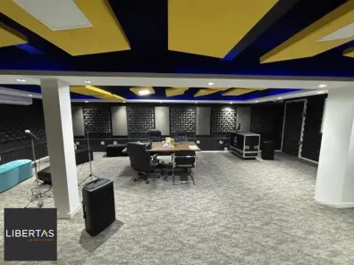 Sala Comercial com 2 Quartos para alugar, 90m² no Floresta, Porto Alegre