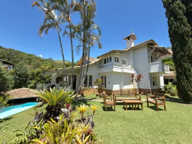 Casa de Condomínio com 4 Quartos à venda, 1300m² no Itaipava, Petrópolis