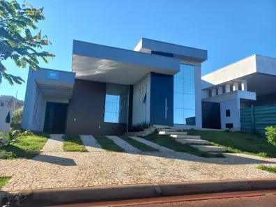 Casa de Condomínio com 4 Quartos à venda, 217m² no Morada da Colina, Uberlândia