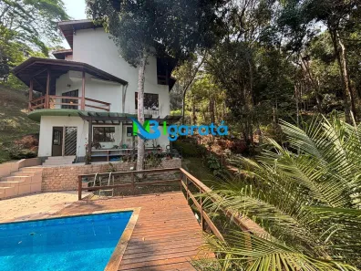 Fazenda/Sítio com 4 Quartos à venda, 250m² no Centro, Igaratá