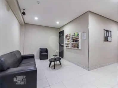 Apartamento com 2 Quartos à venda, 49m² no Azenha, Porto Alegre