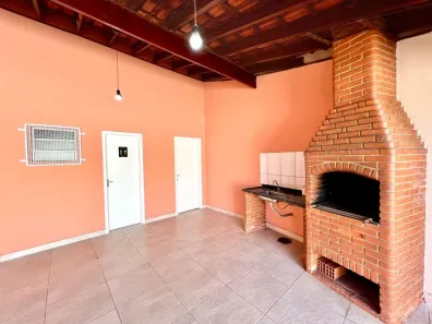 Casa com 2 Quartos para alugar, 131m² no Vila Dainese, Americana