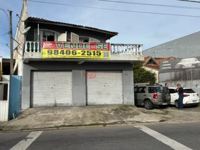Sobrado com 3 Quartos à venda, 267m² no Alto Tarumã, Pinhais