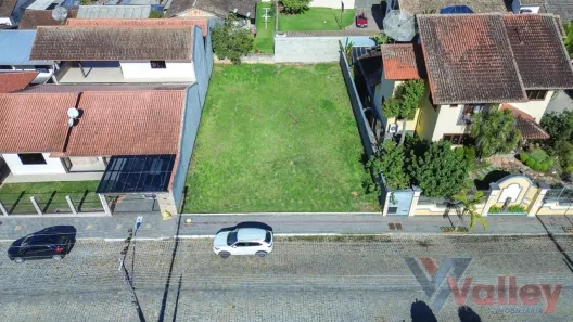 Lote/Terreno à venda, 411m² no Estados, Indaial