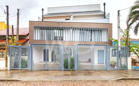 Sobrado com 3 Quartos à venda, 290m² no Jardim Sabará, Porto Alegre