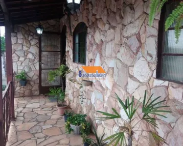 Casa com 2 Quartos à venda, 250m² no Santa Cruz, Belo Horizonte