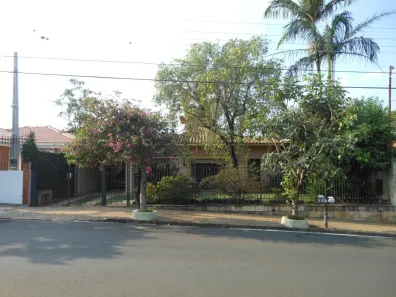 Imóvel Comercial com 4 Quartos à venda, 371m² no Jardim Macarenco, São Carlos