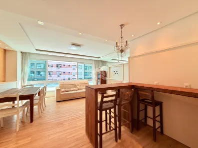 Apartamento com 3 Quartos à venda, 107m² no Passo da Areia, Porto Alegre