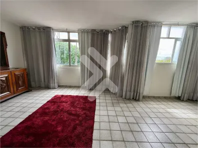 Apartamento com 3 Quartos para alugar, 110m² no Candelária, Natal