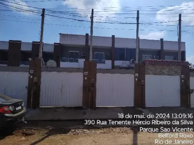 Casa com 2 Quartos à venda, 74m² no São Vicente, Belford Roxo