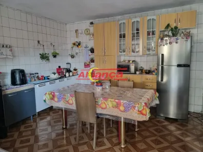 Casa com 6 Quartos à venda, 250m² no Jardim Angélica, Guarulhos