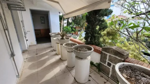 Imóvel Comercial com 8 Quartos para venda ou aluguel, 550m² no Urca, Rio de Janeiro