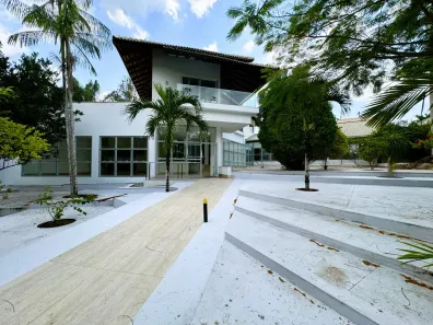 Casa de Condomínio com 4 Quartos à venda, 3000m² no Ponta Negra, Manaus