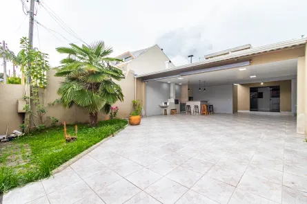 Sobrado com 3 Quartos à venda, 128m² no Sítio Cercado, Curitiba