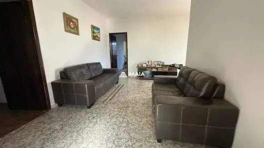 Casa com 3 Quartos à venda, 181m² no Estados Unidos, Uberaba