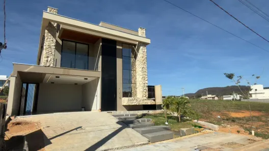 Casa de Condomínio com 4 Quartos à venda, 245m² no Residencial Terras Alphaville, Montes Claros