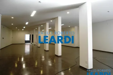 Ponto Comercial para alugar, 230m² no Sé, São Paulo