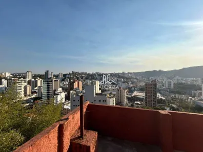 Casa com 3 Quartos à venda, 301m² no Bom Pastor, Juiz de Fora