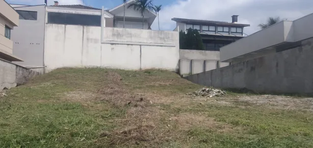 Lote/Terreno à venda, 450m² no Condomínio Residencial Jaguary, São José dos Campos