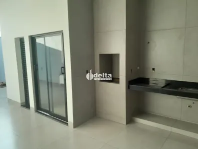 Casa com 3 Quartos à venda, 150m² no Laranjeiras, Uberlândia