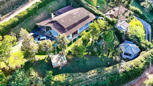 Casa com 4 Quartos à venda, 242m² no Alto da Vila Inglesa, Campos do Jordão