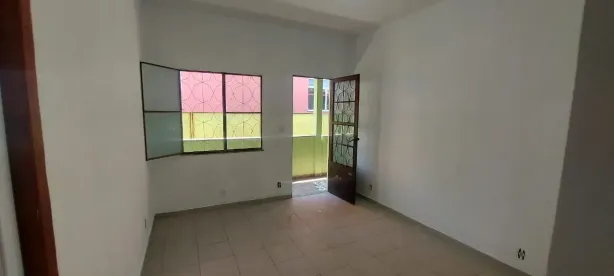 Casa com 2 Quartos para alugar, 80m² no Centro, Nova Iguaçu