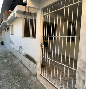Casa com 1 Quarto à venda, 53m² no Realengo, Rio de Janeiro