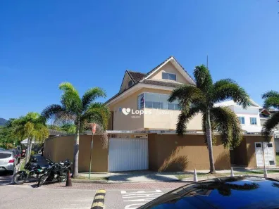 Casa de Condomínio com 4 Quartos à venda, 312m² no Recreio dos Bandeirantes, Rio de Janeiro