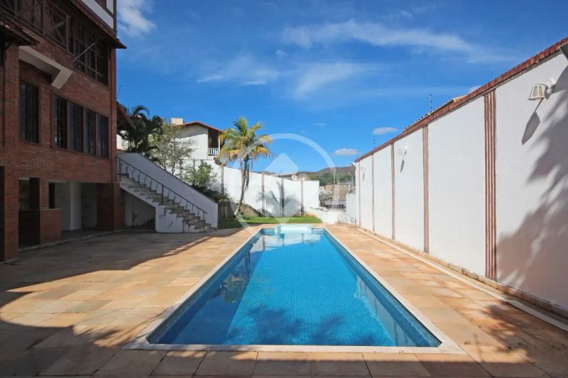 Casa com 4 quartos — São Bento, Belo Horizonte